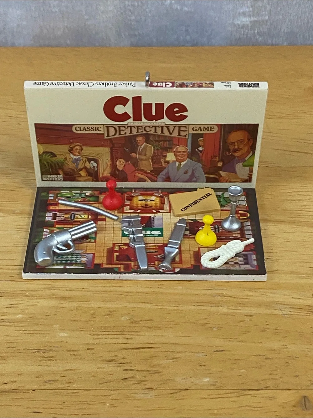 2017 Hallmark Clue Classic Detective Game Ornament #4 Family Game Night Seri es